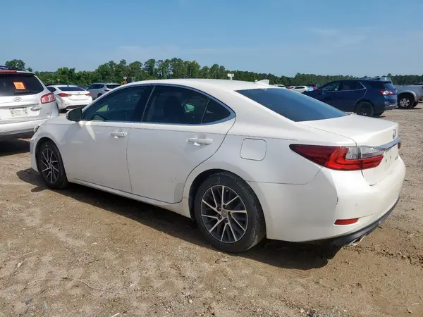 58ABK1GG2HU070121 2017 LEXUS ES - Image 2
