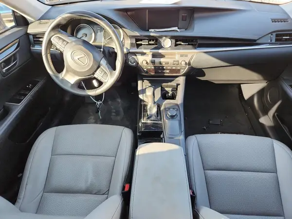 58ABK1GG2HU070703 2017 LEXUS ES - Image 8
