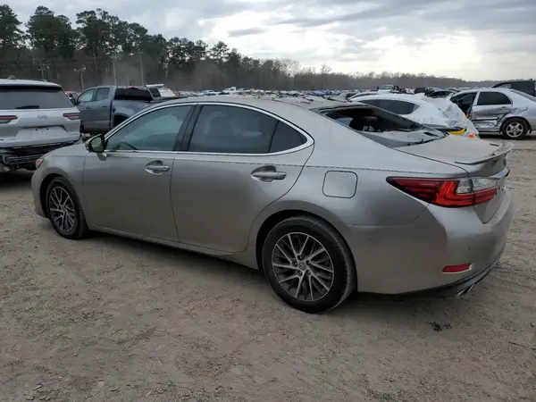 58ABK1GG2HU071821 2017 LEXUS ES - Image 2