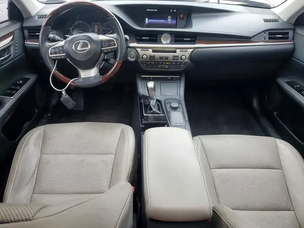 58ABK1GG2HU072595 2017 LEXUS ES - Image 8