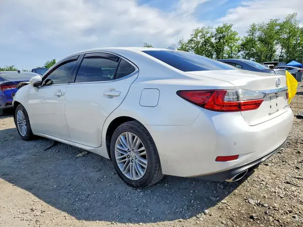 58ABK1GG2HU072905 2017 LEXUS ES - Image 2