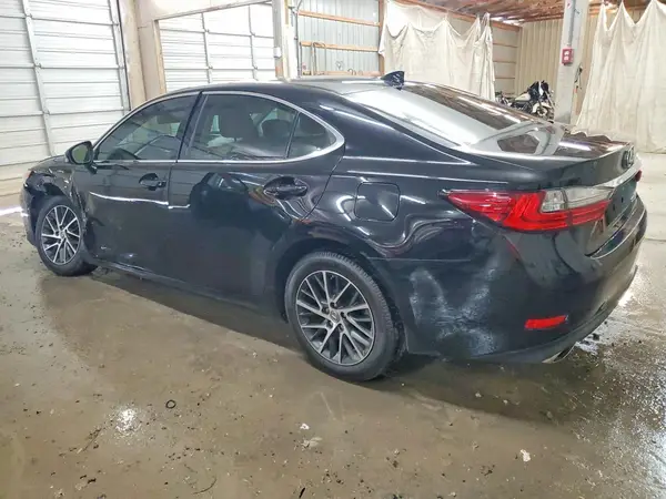 58ABK1GG2HU074654 2017 LEXUS ES - Image 2