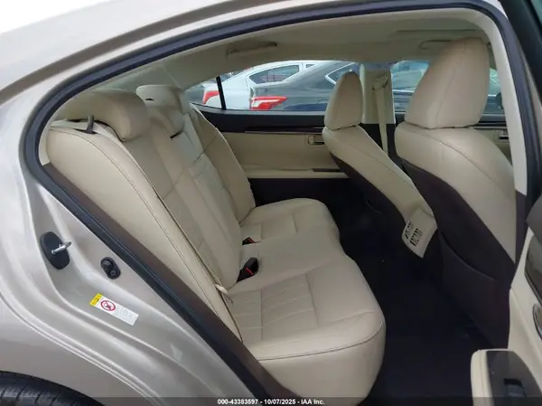 58ABK1GG2HU076016 2017 LEXUS ES - Image 8