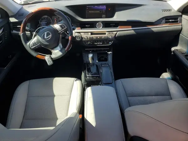58ABK1GG2HU077232 2017 LEXUS ES - Image 8