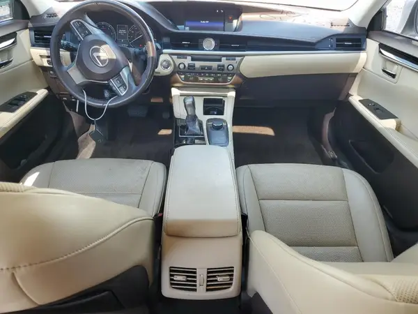 58ABK1GG2JU079665 2018 LEXUS ES - Image 8