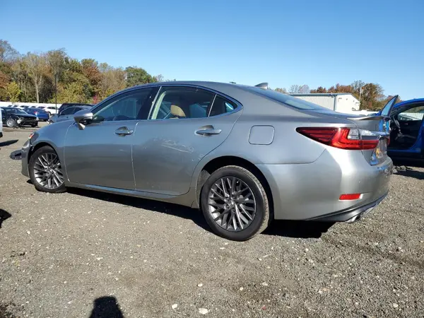 58ABK1GG2JU082839 2018 LEXUS ES - Image 2