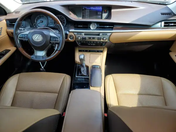58ABK1GG2JU084753 2018 LEXUS ES - Image 8