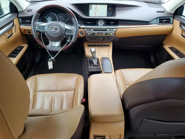 58ABK1GG2JU088351 2018 LEXUS ES - Image 8