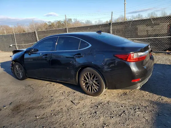 58ABK1GG2JU088785 2018 LEXUS ES - Image 2