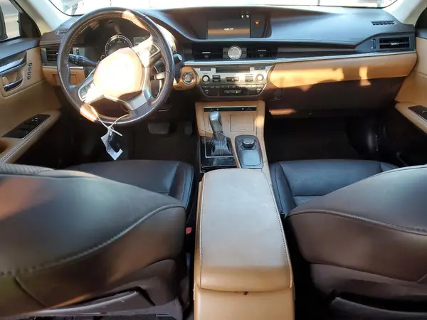 58ABK1GG2JU088785 2018 LEXUS ES - Image 8
