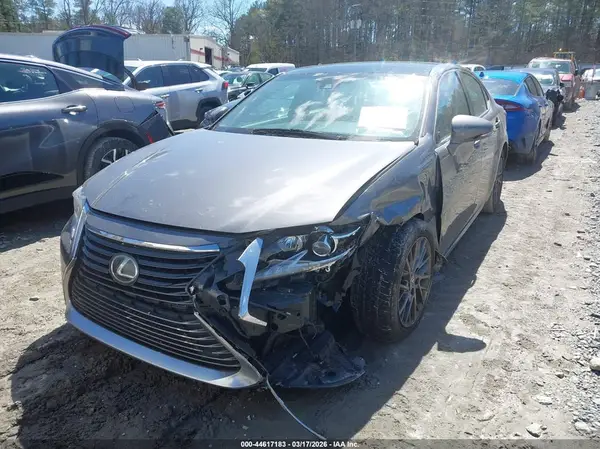 58ABK1GG2JU088821 2018 LEXUS ES - Image 2