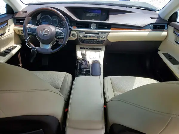 58ABK1GG2JU089497 2018 LEXUS ES - Image 8