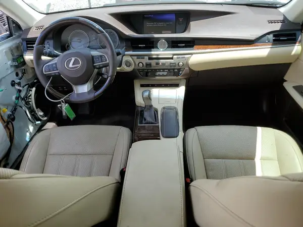 58ABK1GG2JU093923 2018 LEXUS ES - Image 8