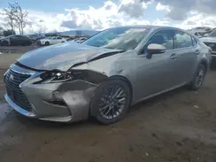 58ABK1GG2JU098152 2018 LEXUS ES