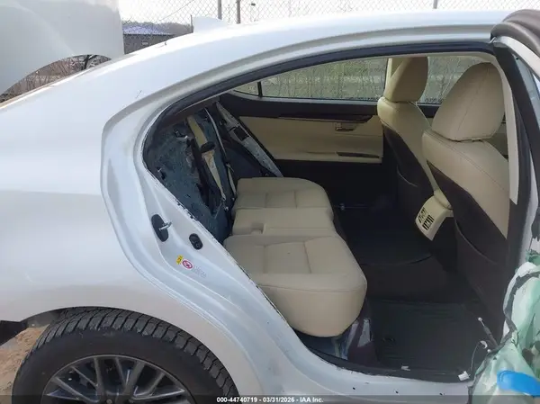 58ABK1GG2JU098720 2018 LEXUS ES - Image 8