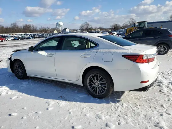 58ABK1GG2JU101731 2018 LEXUS ES - Image 2