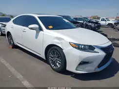 58ABK1GG2JU102622 2018 LEXUS ES