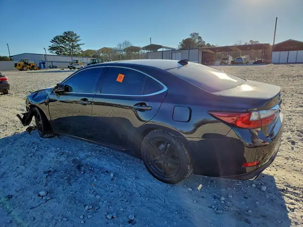 58ABK1GG2JU103396 2018 LEXUS ES - Image 2