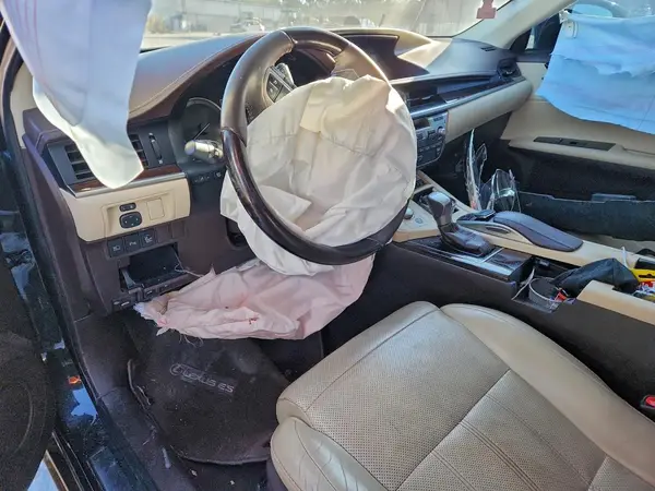 58ABK1GG2JU103396 2018 LEXUS ES - Image 8