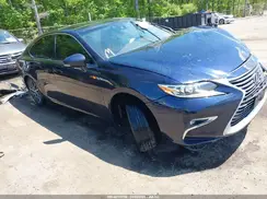 58ABK1GG2JU105150 2018 LEXUS ES