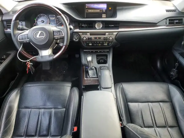 58ABK1GG2JU105813 2018 LEXUS ES - Image 8