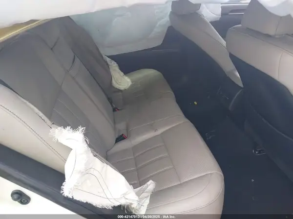 58ABK1GG2JU106461 2018 LEXUS ES - Image 8
