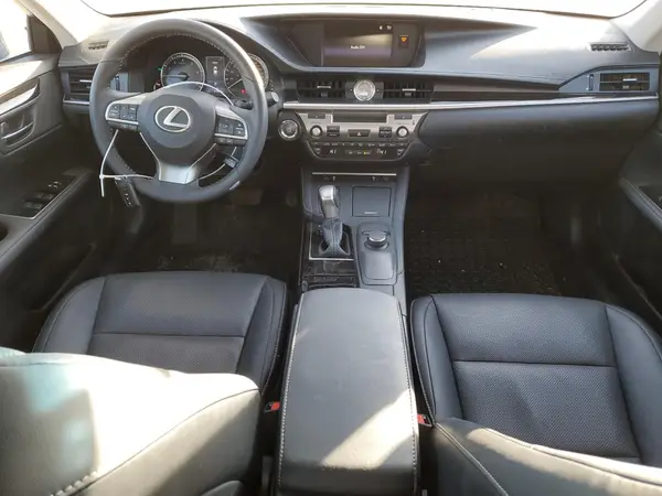 58ABK1GG2JU110106 2018 LEXUS ES - Image 8