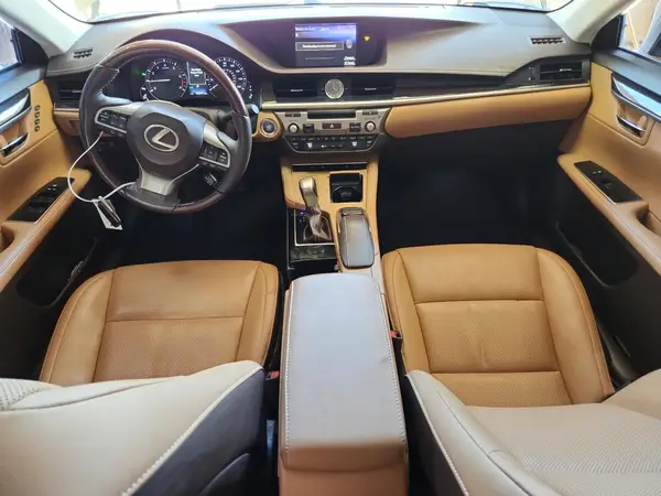 58ABK1GG2JU112387 2018 LEXUS ES - Image 8
