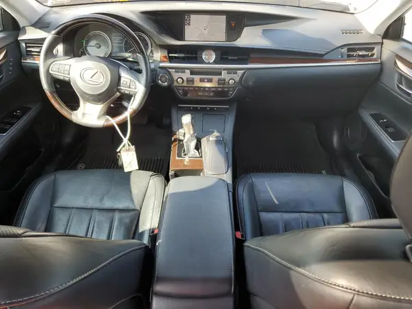 58ABK1GG2JU112986 2018 LEXUS ES - Image 8