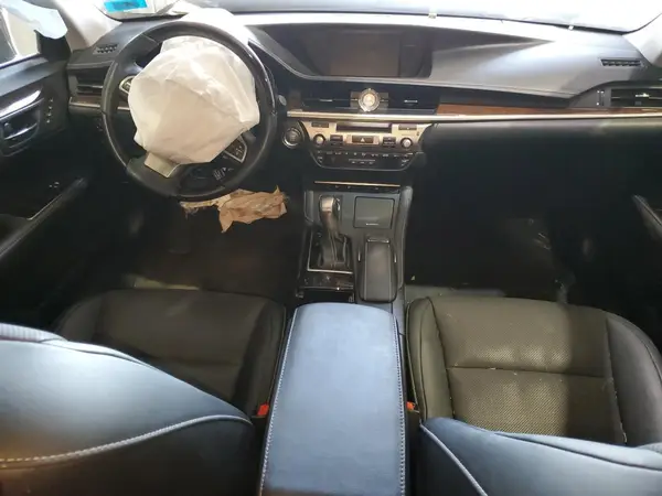 58ABK1GG2JU115449 2018 LEXUS ES - Image 8