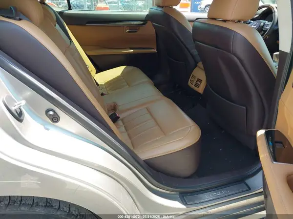 58ABK1GG3GU003817 2016 LEXUS ES - Image 8