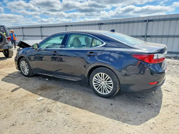 58ABK1GG3GU009505 2016 LEXUS ES - Image 2