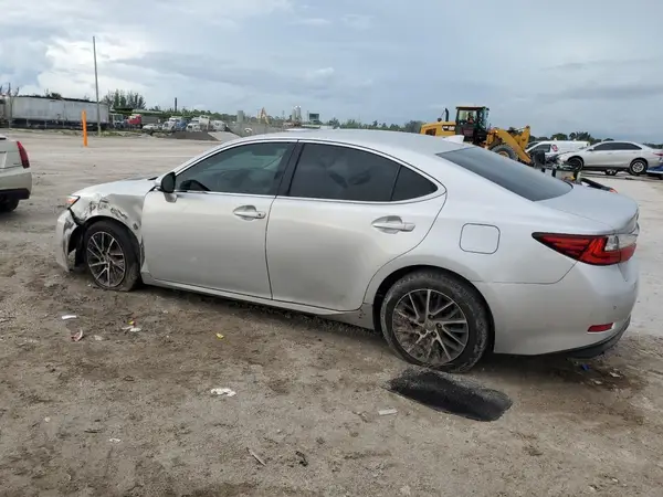 58ABK1GG3GU010511 2016 LEXUS ES - Image 2