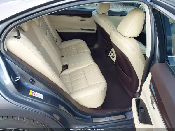 58ABK1GG3GU011951 2016 LEXUS ES - Image 8