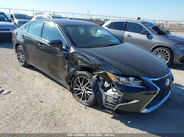 58ABK1GG3GU013134 2016 LEXUS ES - Image 1