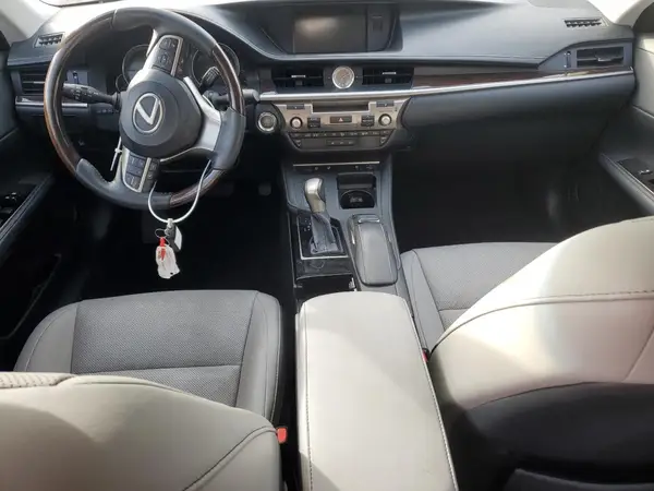 58ABK1GG3GU014073 2016 LEXUS ES - Image 8