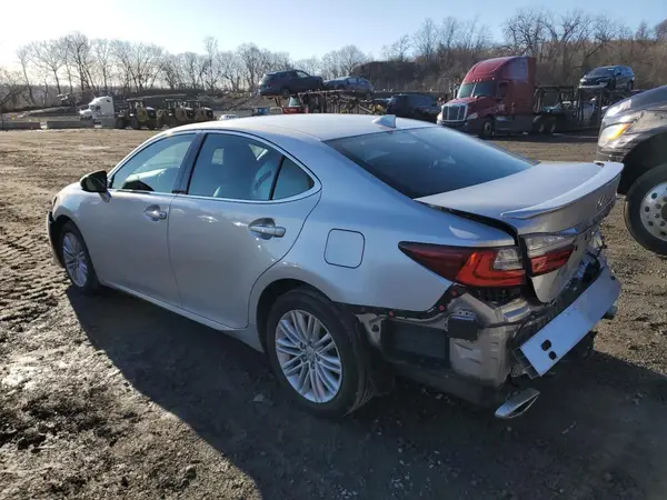 58ABK1GG3GU014302 2016 LEXUS ES - Image 2
