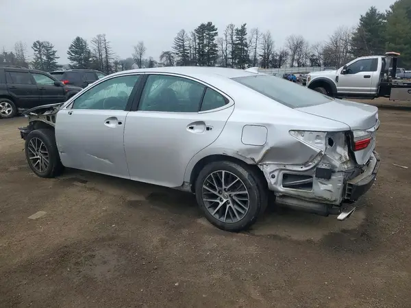 58ABK1GG3GU014493 2016 LEXUS ES - Image 2