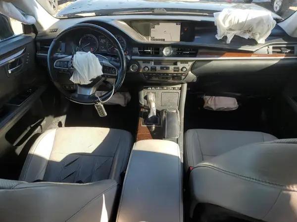 58ABK1GG3GU014929 2016 LEXUS ES - Image 8