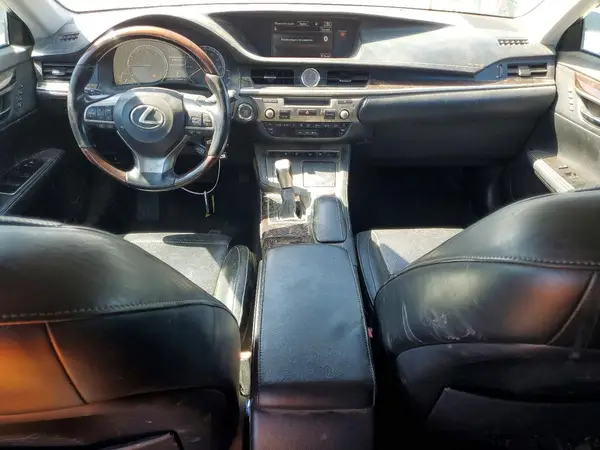 58ABK1GG3GU015563 2016 LEXUS ES - Image 8