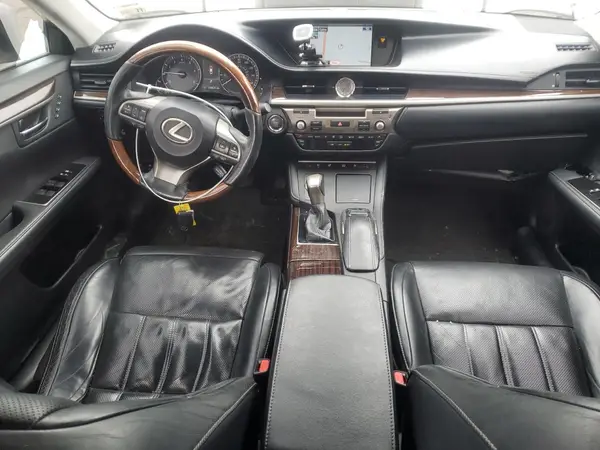58ABK1GG3GU017975 2016 LEXUS ES - Image 8
