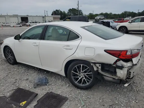 58ABK1GG3GU018754 2016 LEXUS ES - Image 2