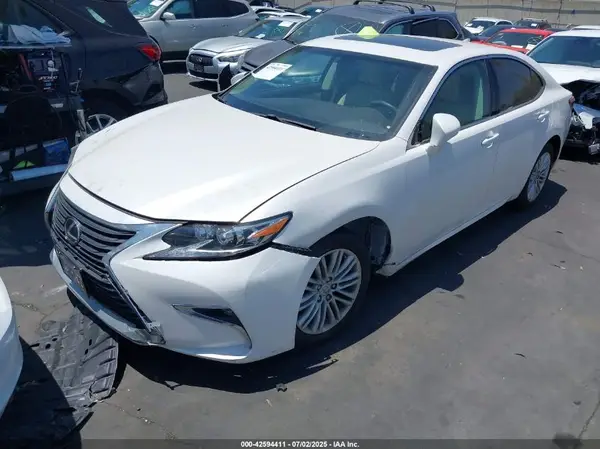 58ABK1GG3GU020178 2016 LEXUS ES - Image 2