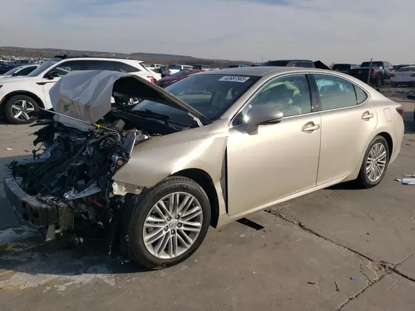 58ABK1GG3GU021752 2016 LEXUS ES - Image 1
