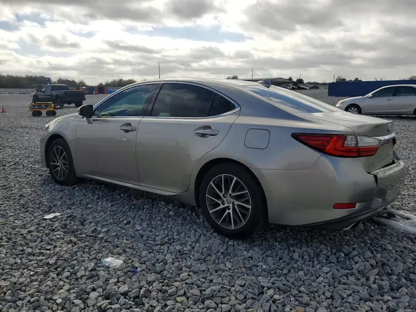 58ABK1GG3GU023551 2016 LEXUS ES - Image 2