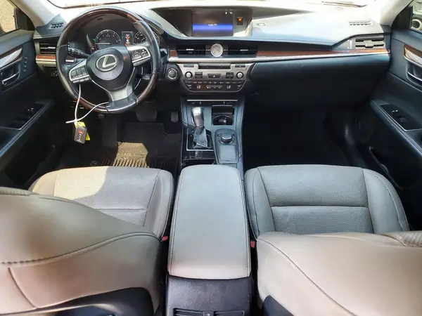 58ABK1GG3GU025901 2016 LEXUS ES - Image 8