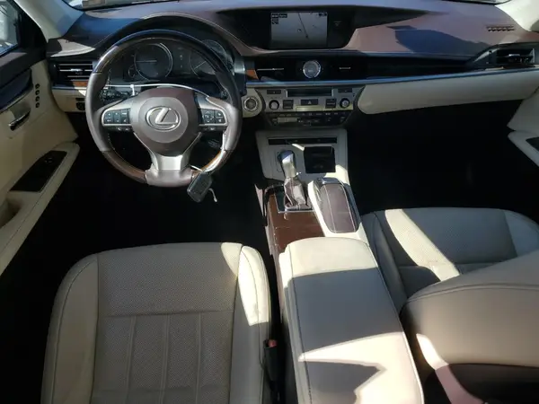 58ABK1GG3GU031021 2016 LEXUS ES - Image 8