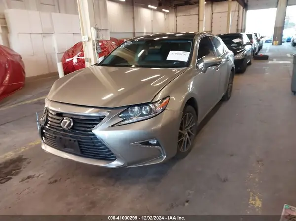 58ABK1GG3GU031603 2016 LEXUS ES - Image 2