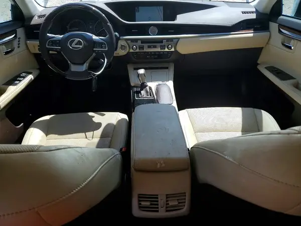 58ABK1GG3HU035796 2017 LEXUS ES - Image 8