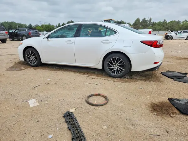 58ABK1GG3HU040531 2017 LEXUS ES - Image 2